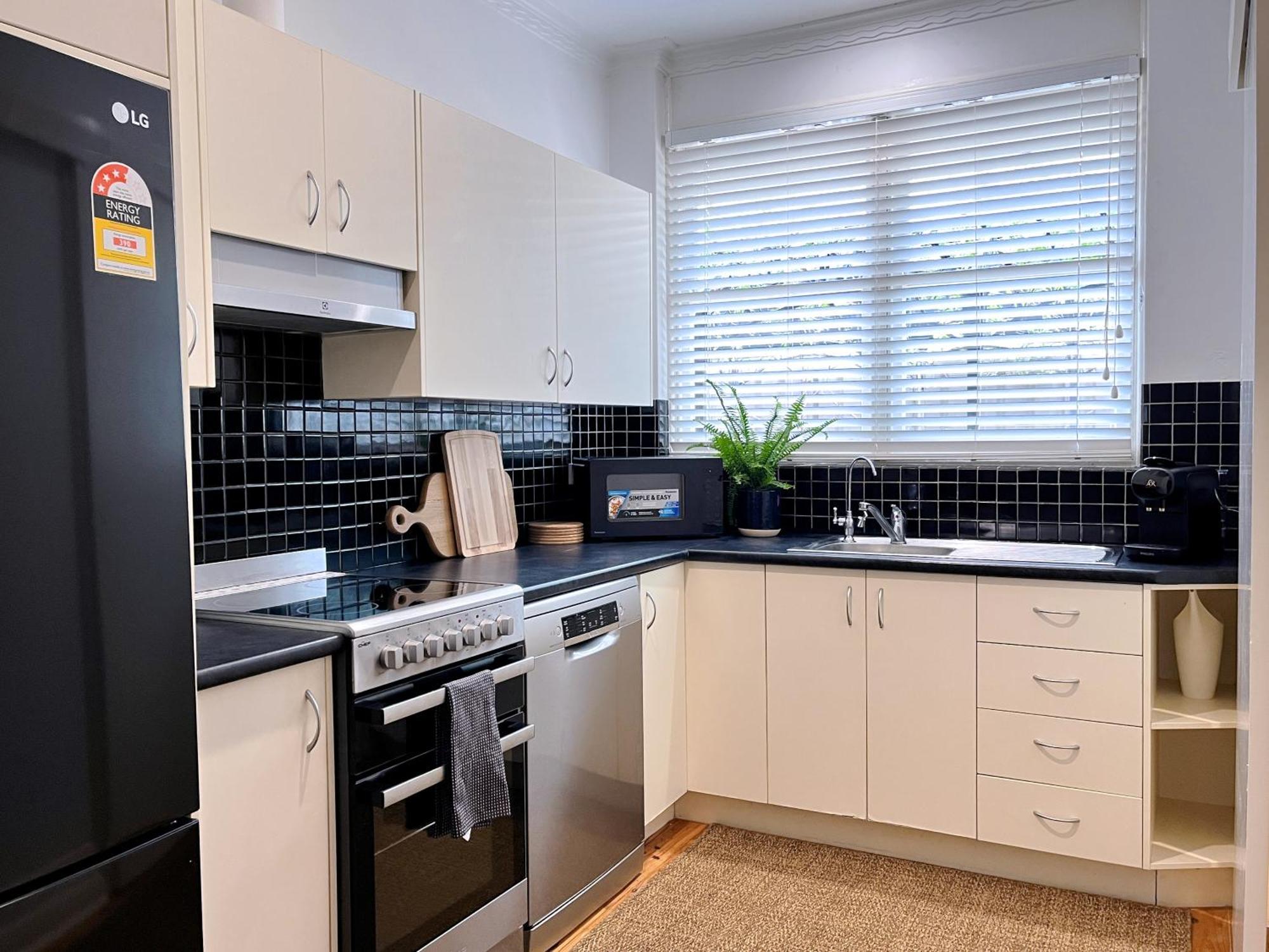 Stunning Flat Location Apartment *